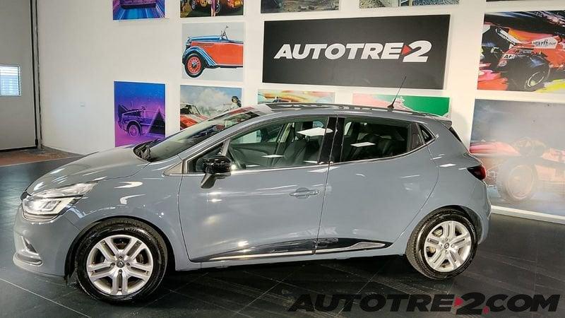 Renault Clio Clio 0.9 tce Moschino Zen Gpl 90cv