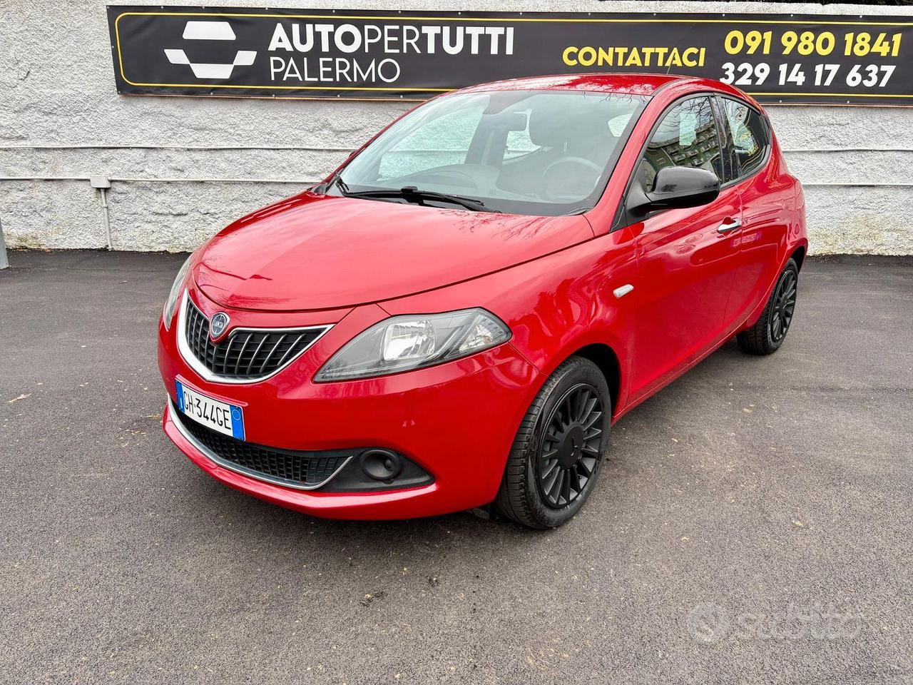 LANCIA Y 1.0 Benz/Hybrid Ecochic 99.000 KM!!! 70cv