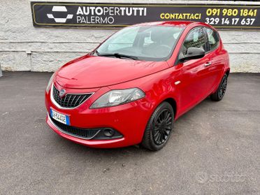 LANCIA Y 1.0 Benz/Hybrid Ecochic 99.000 KM!!! 70cv
