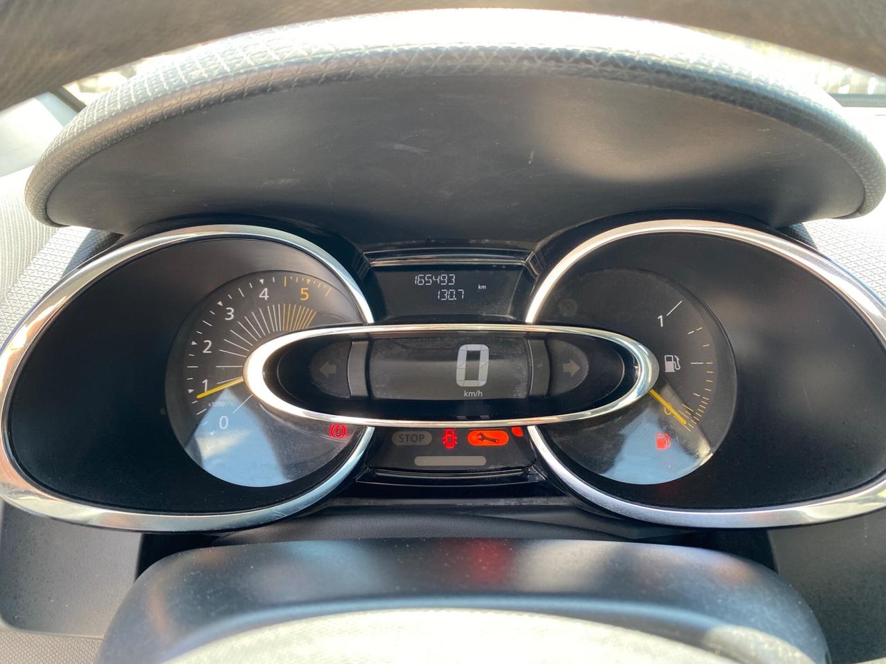 Renault Clio 1.5 dCi 8V 90CV GANCIO DI TRAINO