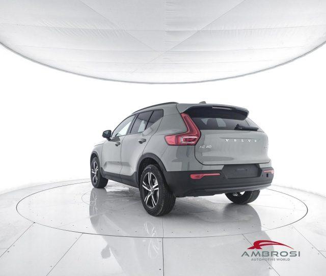 VOLVO XC40 B3 Mild hybrid Benzina Plus Dark