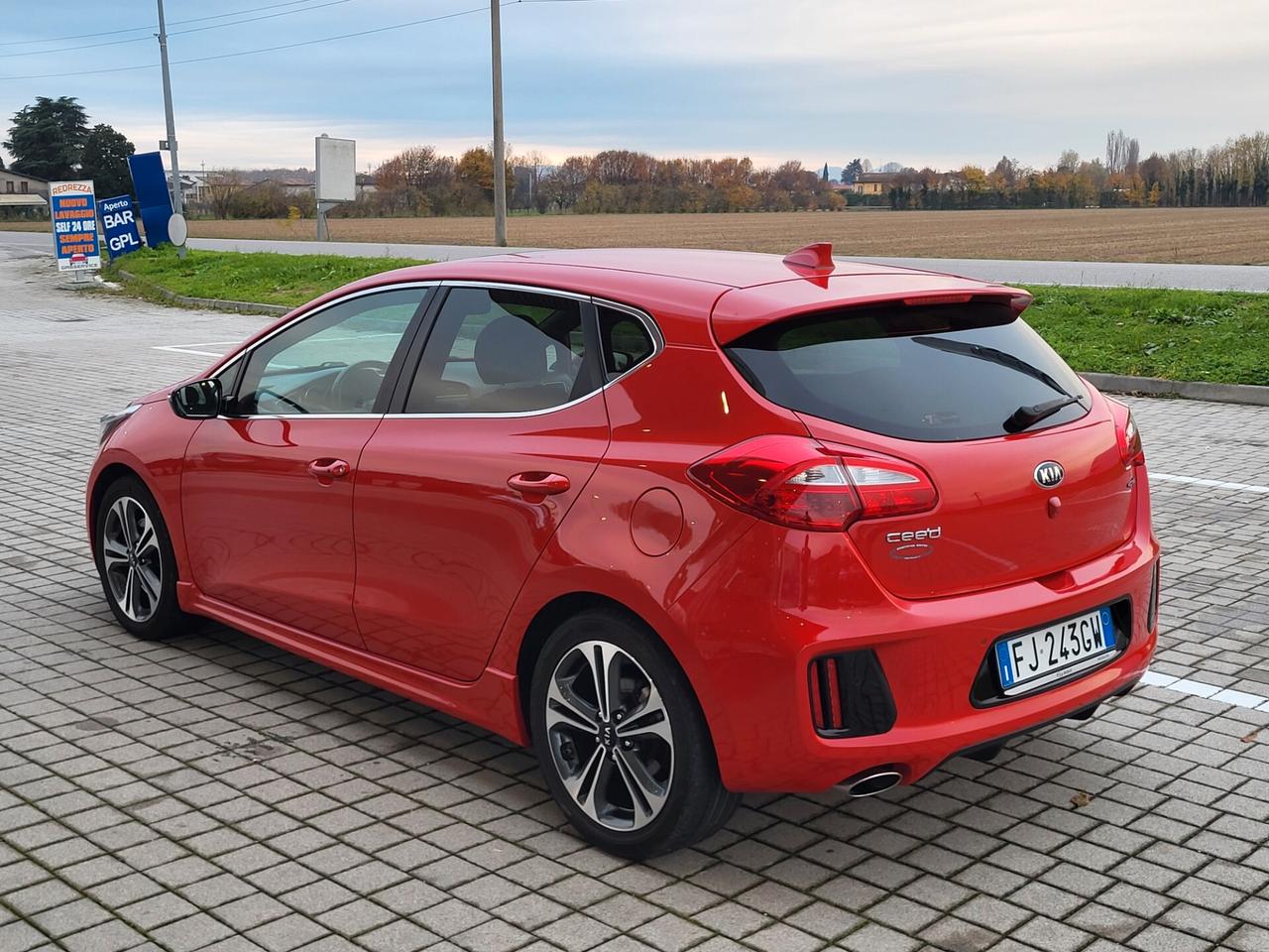 Kia Ceed cee'd 1.6 CRDi 136 CV DCT 5 porte GT Line