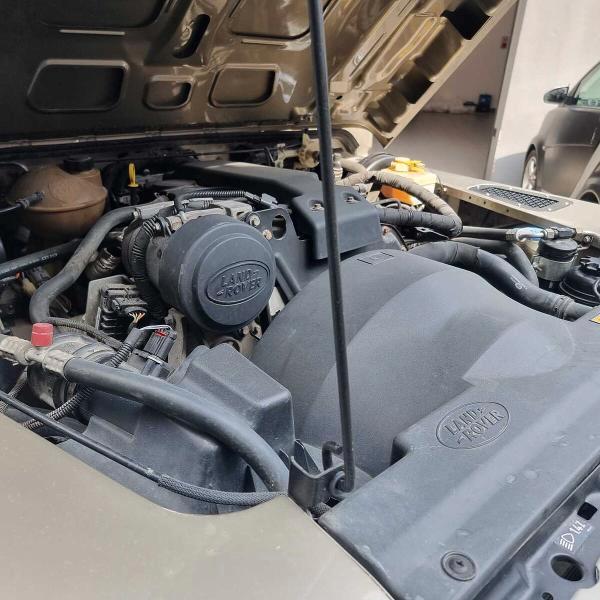 Land Rover Defender RESTORED 90 2.2 PUMA TD4- LIFE&STYLE