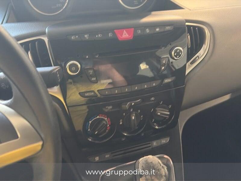 Lancia Ypsilon III 2011 Benzina 0.9 t.air gold s&s 85cv