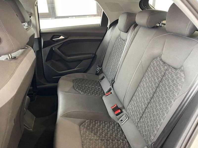 Audi A1 Sportback 30 TFSI S line edition