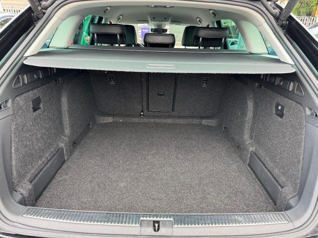 SKODA Superb 2.0 TDI EVO 150 CV SCR DSG Wagon Executive