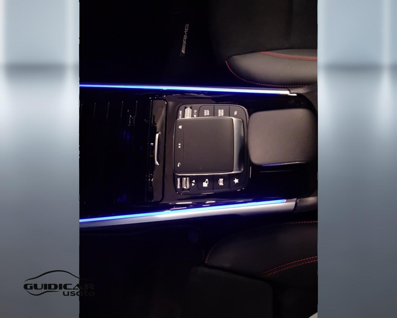 Mercedes-Benz GLB - X247 2019 - GLB 200 d Premium auto 7p.ti
