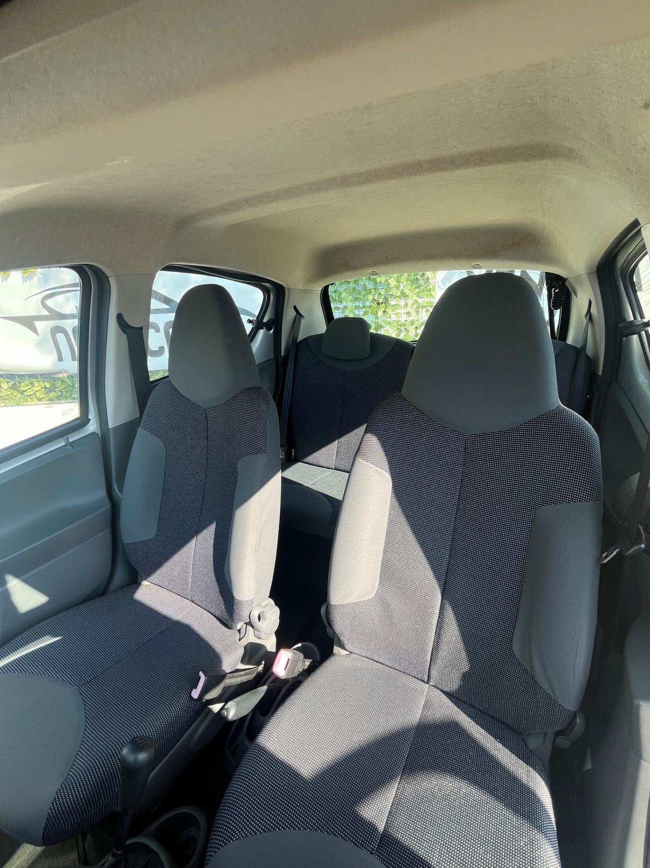 Peugeot 107 1.0 68CV 5p. Plaisir