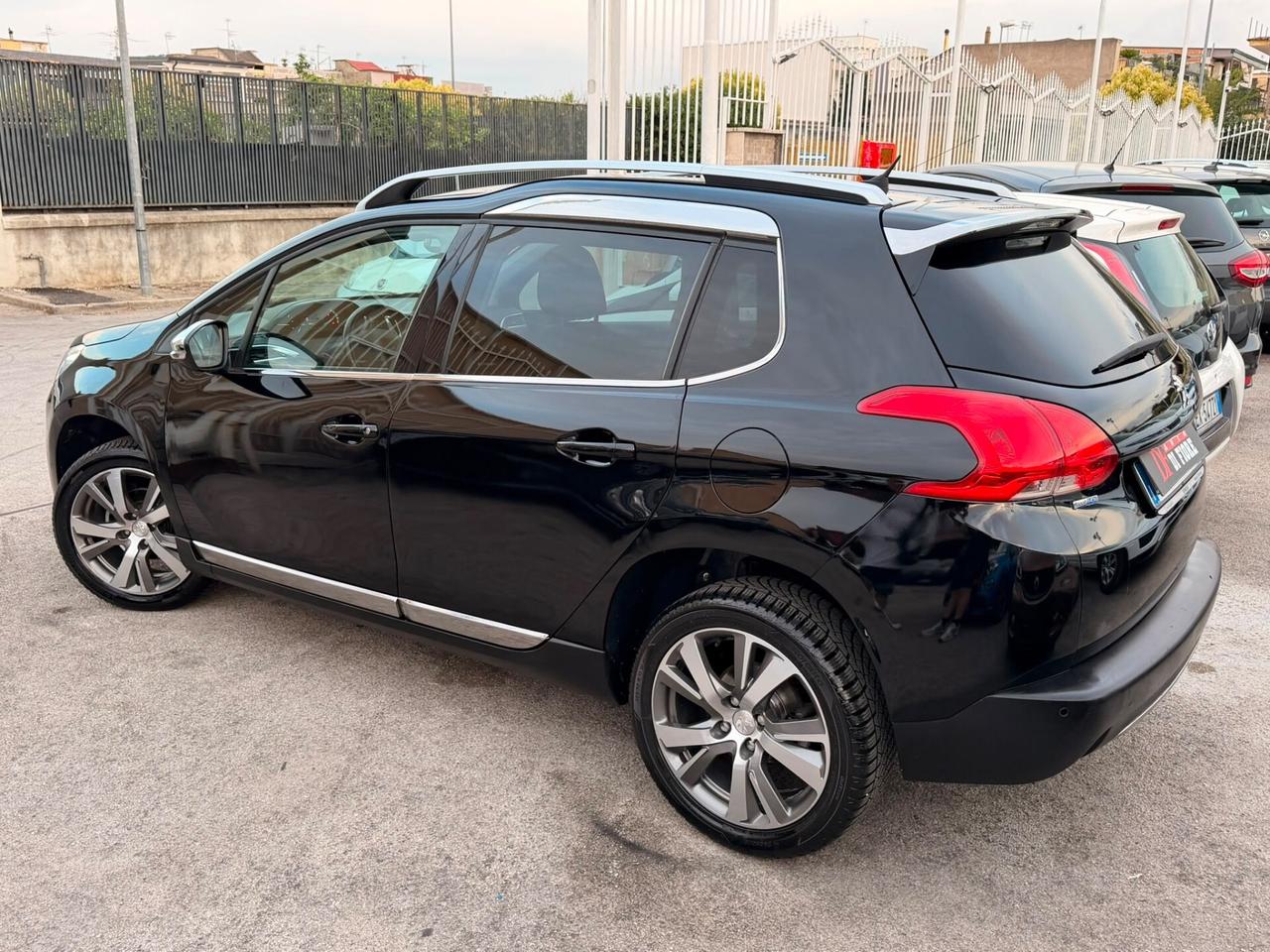 Peugeot 2008 1.6 BlueHDi 100CV Allure NAVI