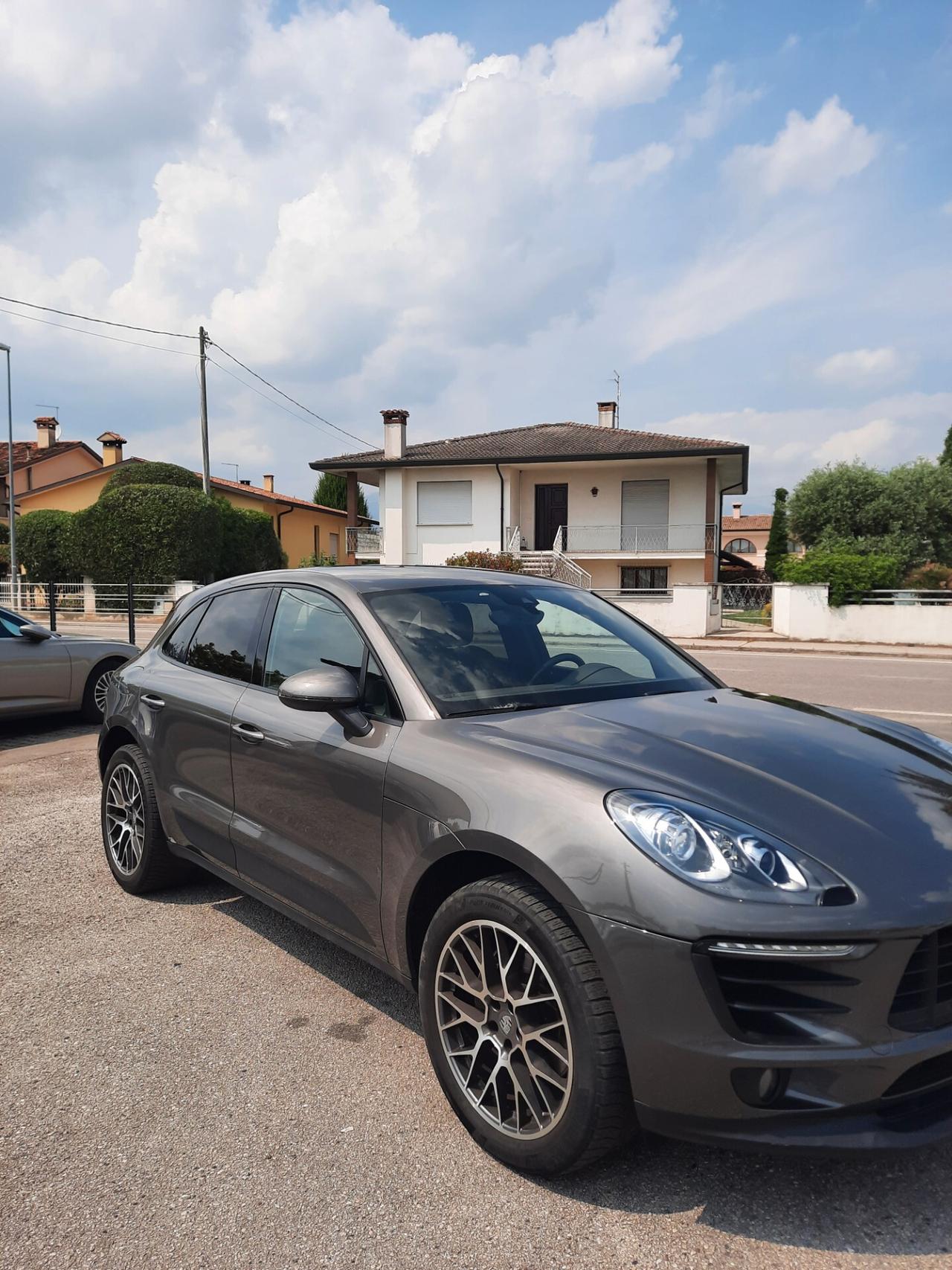 Porsche Macan 2.0 252 cv tagliandi porsche