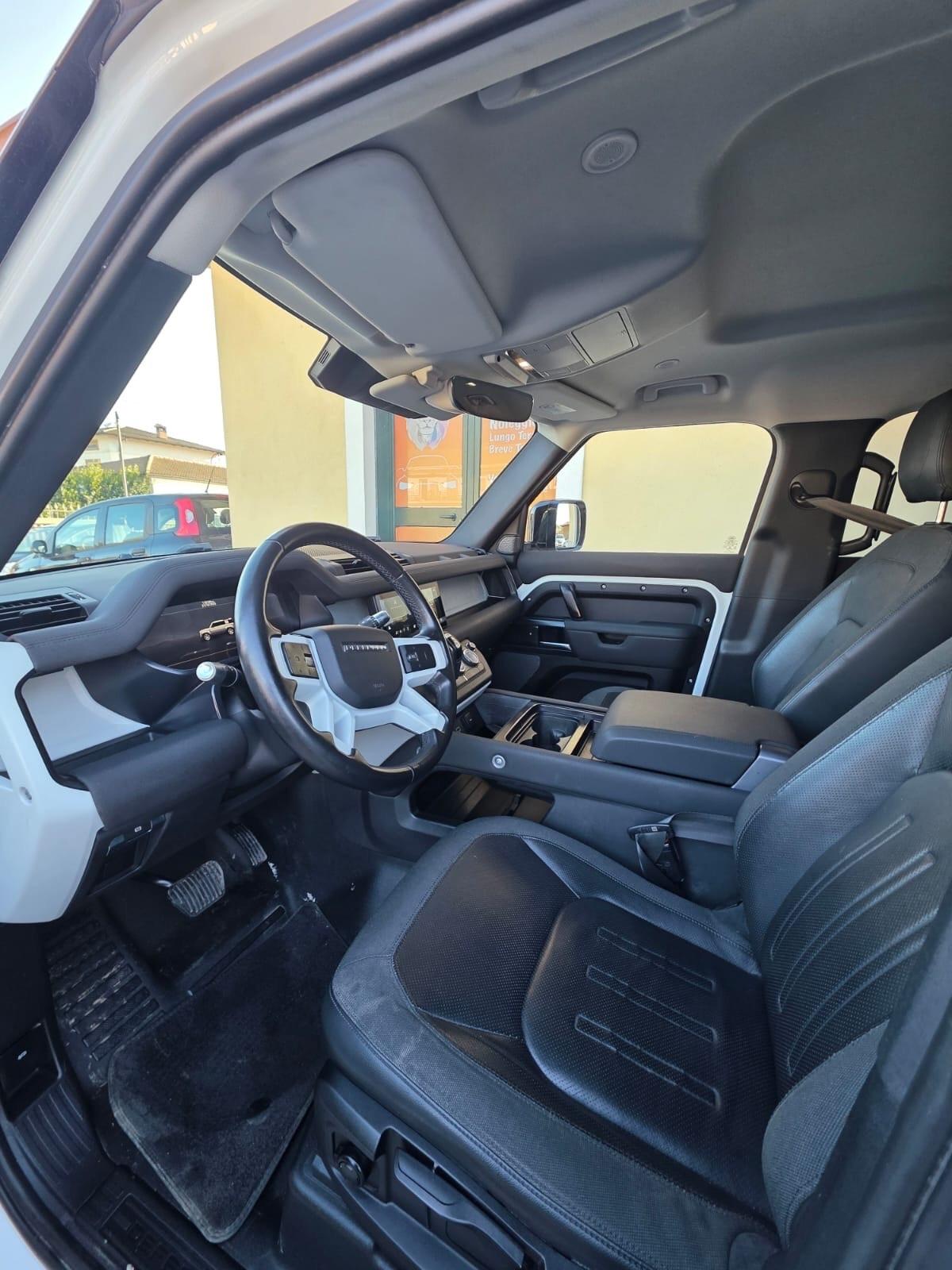 Land Rover Defender 110 2.0 SD4 240CV AWD Auto 72 Yrs. WEB Edition