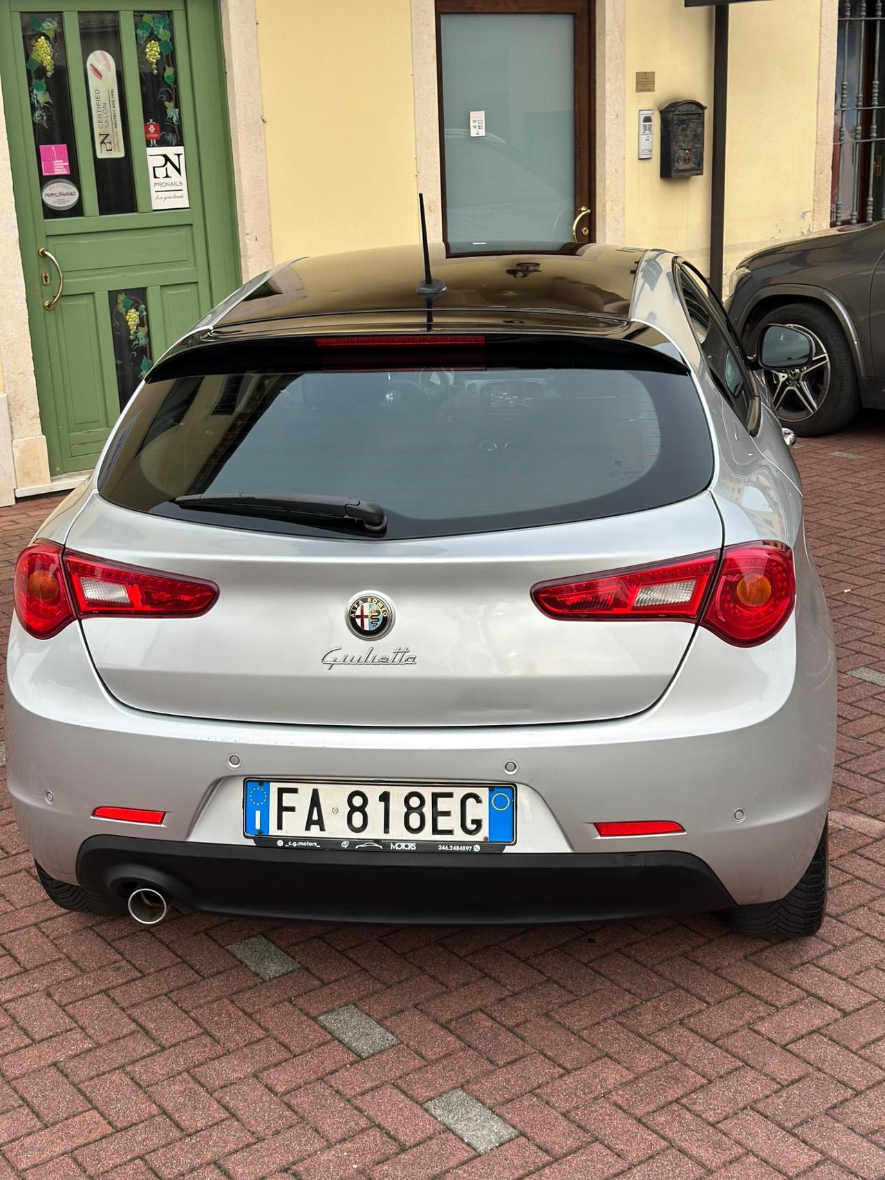 Alfa Romeo Giulietta 1.6 JTDm-2 105 CV Exclusive