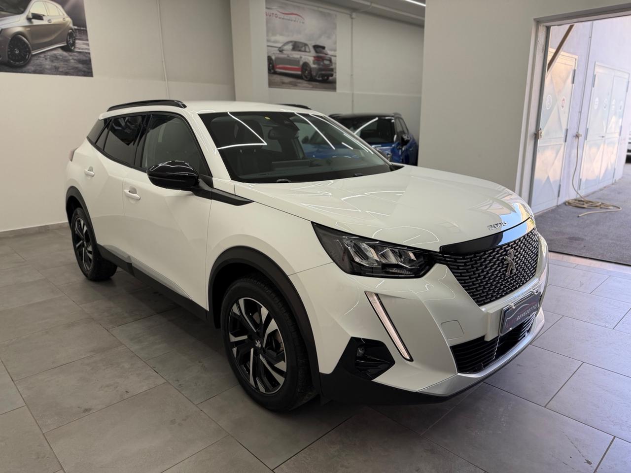 Peugeot 2008 BlueHDi 130 S&S EAT8 Allure Pack 2022