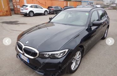Bmw 318d 2.0 Touring Luxury (PERMUTO)