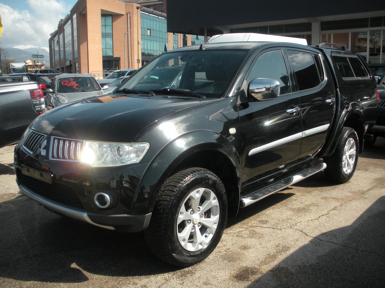Mitsubishi L200 2.5 DI-D/178CV DC Intense Plus DPF super select