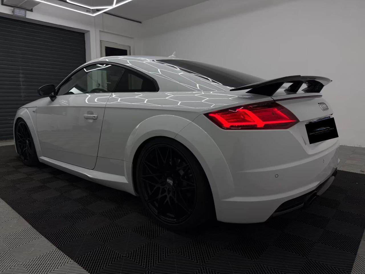 Audi TT Coupé 2.0 TFSI quattro S tronic line COMPETITION