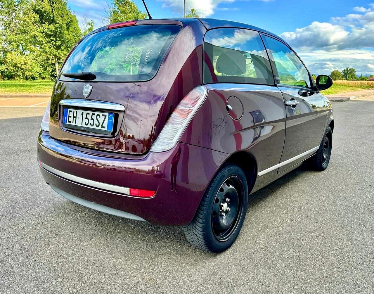 Lancia Ypsilon 1.2 69 CV Diva