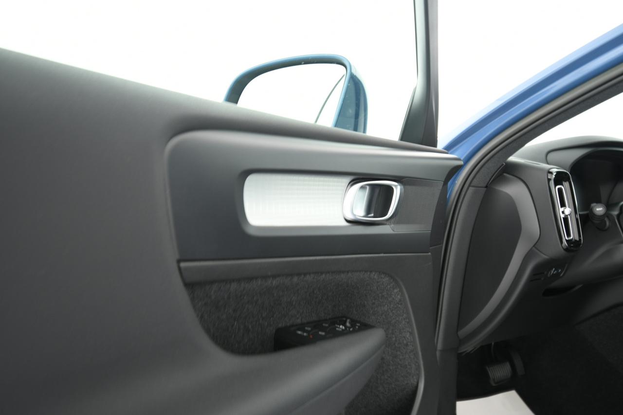 VOLVO XC40 1.5 t4 recharge phev Core auto NEOPATENTATI+APP CONNECT