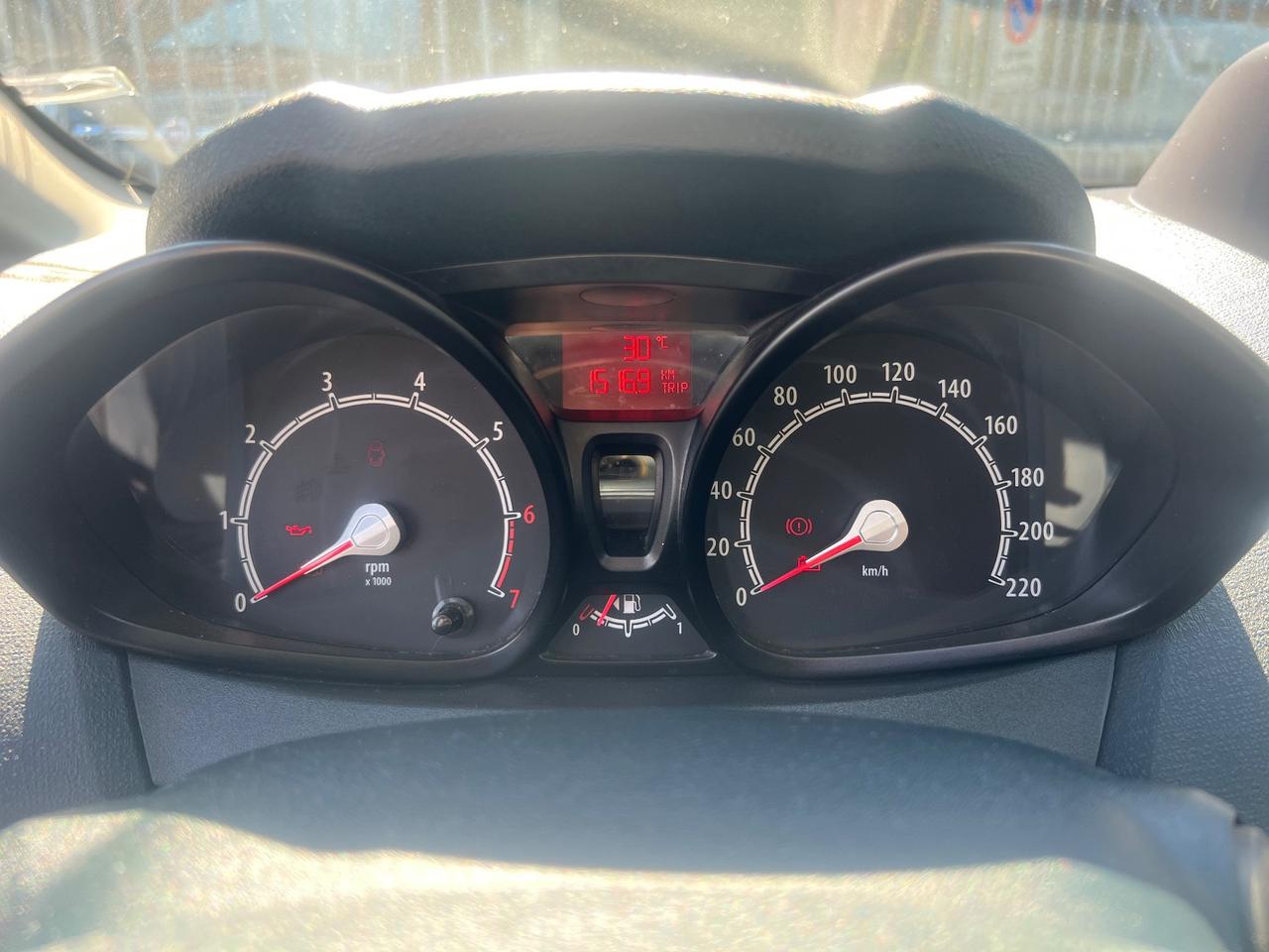 Ford Fiesta 1.2 82 CV 5 porte Titanium