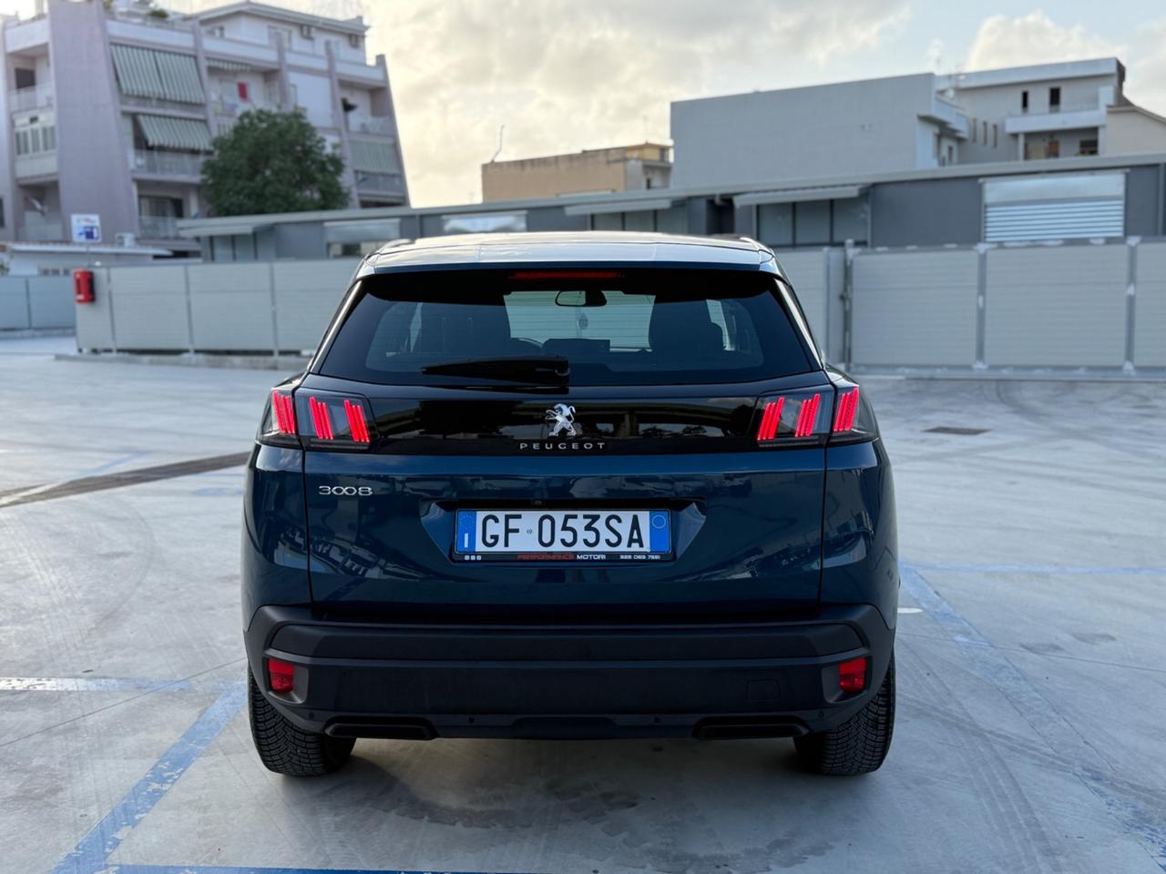 Peugeot 3008 BlueHDi 130 S&S EAT8 Active Pack