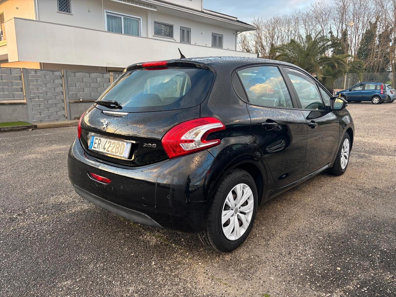 Peugeot 208 1.0 VTi 5 porte - 2013