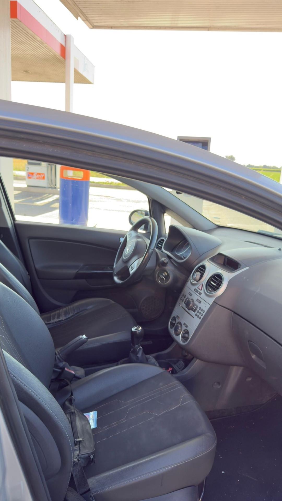 Opel Corsa 1.2 5 porte Edition