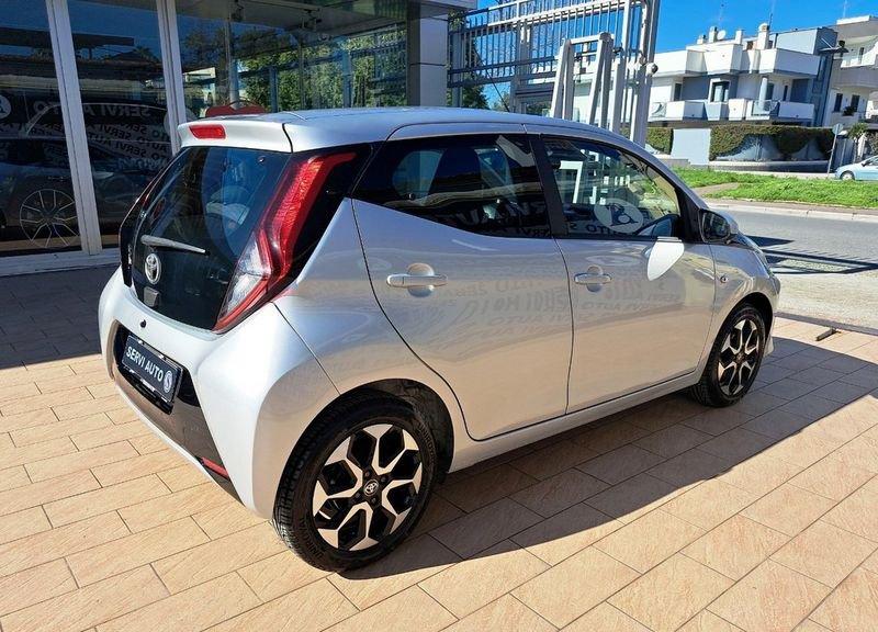 Toyota Aygo Connect 1.0 Vvt-i 72