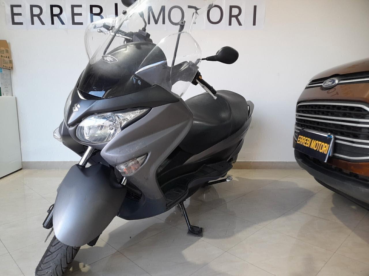 Suzuki Burgman 200 2015