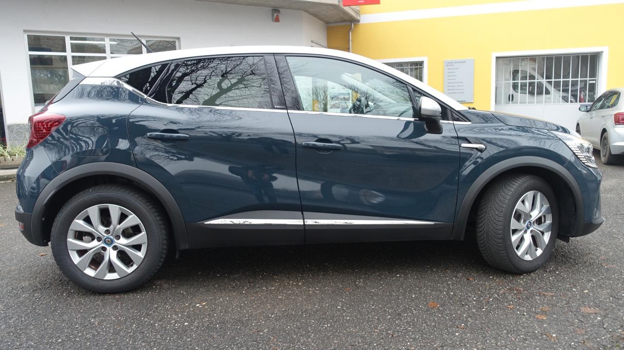 Renault Captur Hybrid E-Tech 145 CV Intens