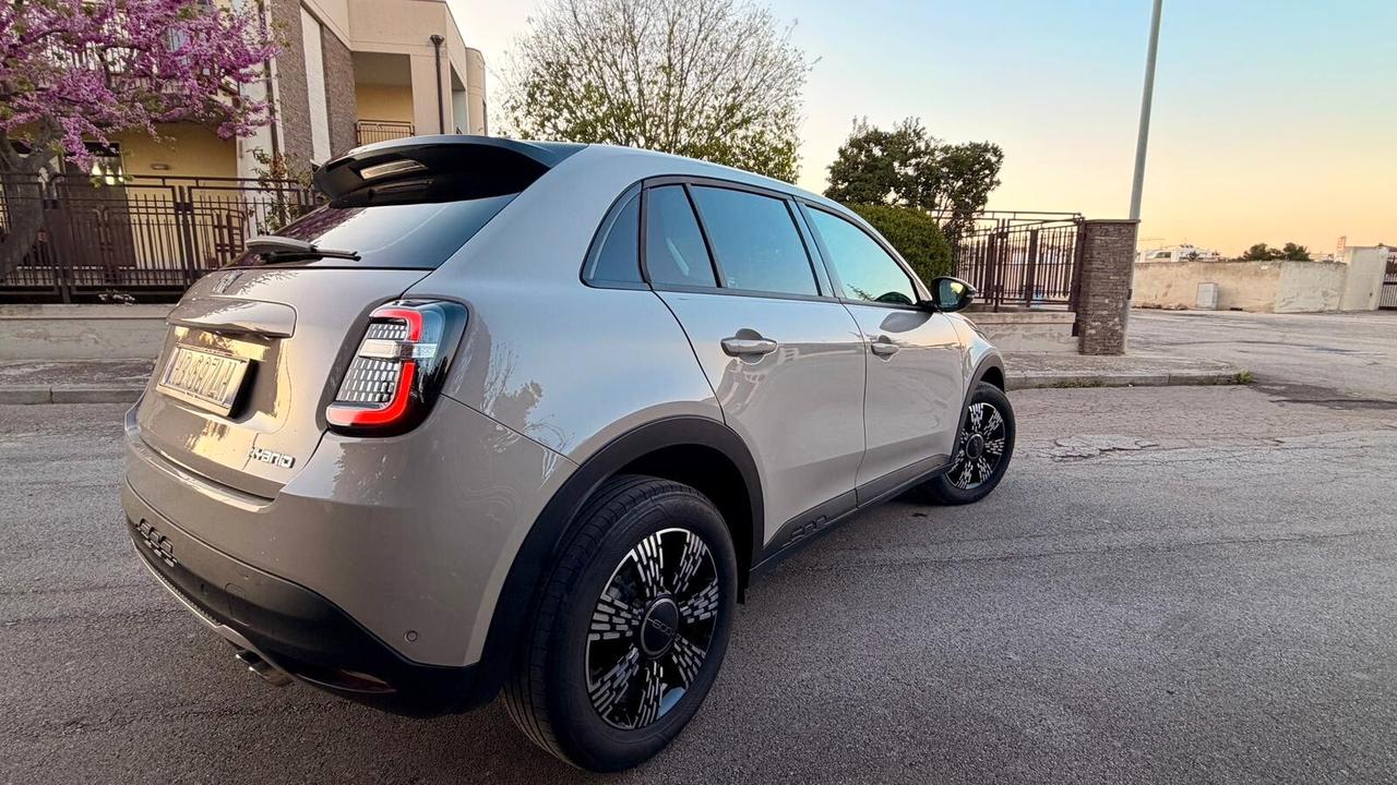 Fiat 600 Hybrid 145 CV DCT MHEV Icon