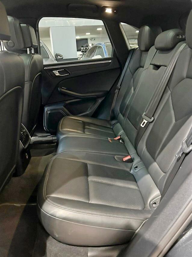 Porsche Macan 2.0