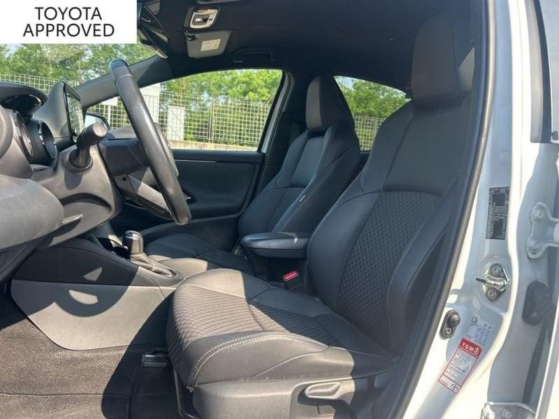 Toyota Yaris 1.5 HYBRID STYLE