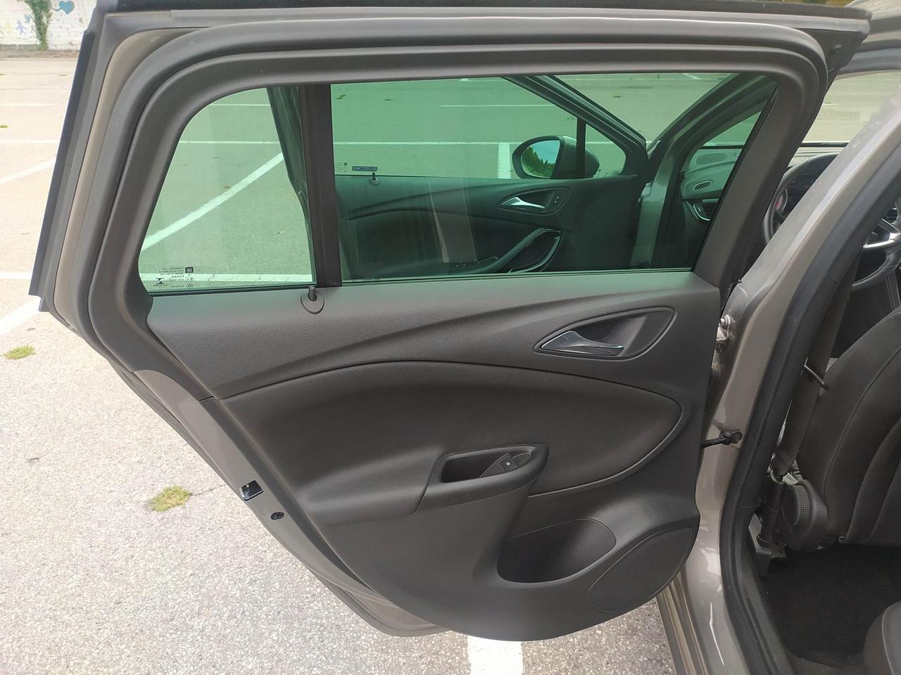 Opel Astra Business 1.6 CDTI 136 CV #6656