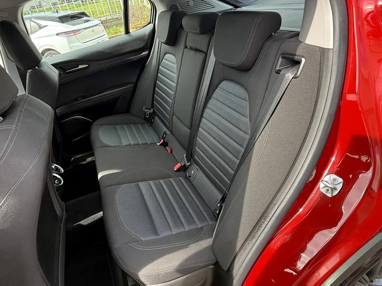 Alfa Romeo Stelvio 2.2 Turbodiesel 190 CV RWD Business