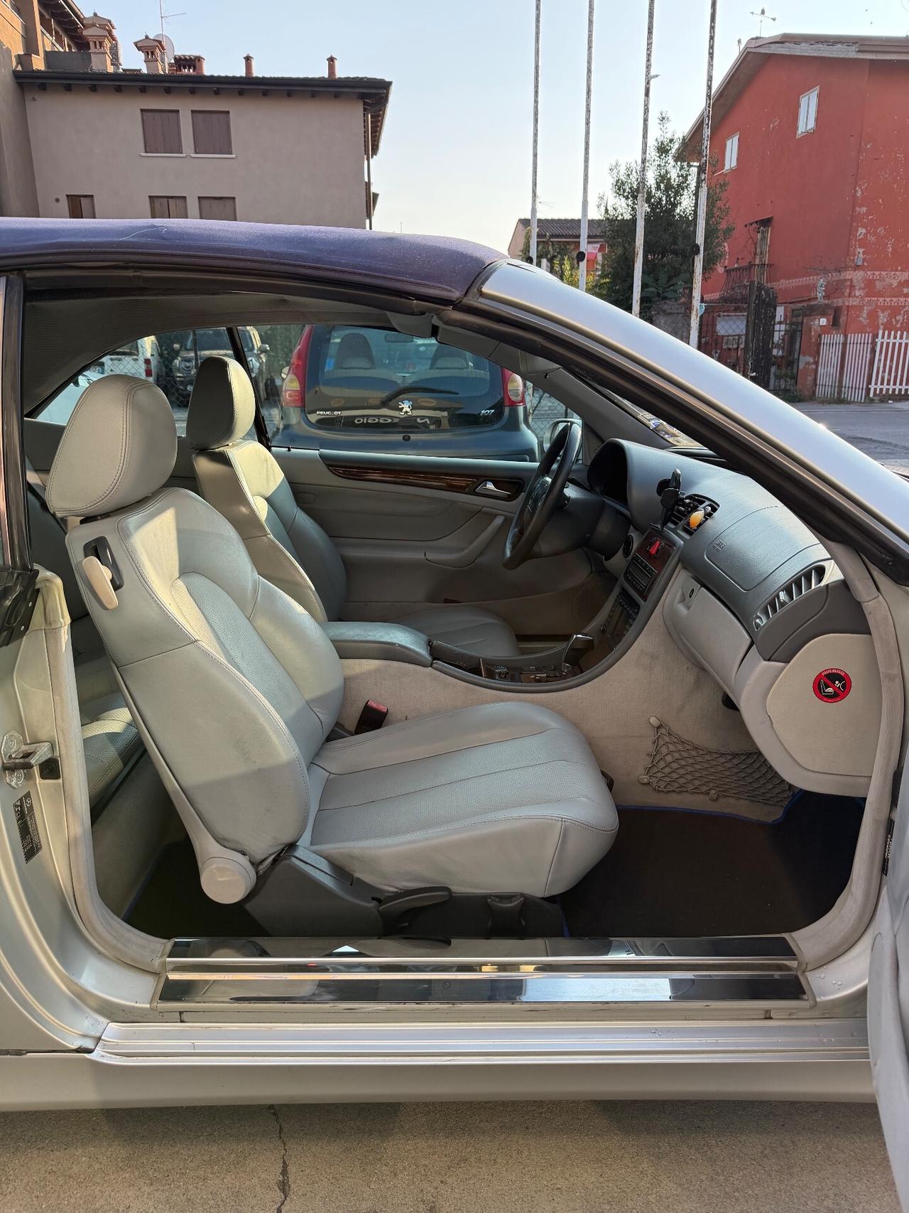 Mercedes-benz CLK 200 Kompressor cat Elegance- GPL-Cabrio