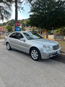 Mercedes-benz C 200 Kompressor gpl