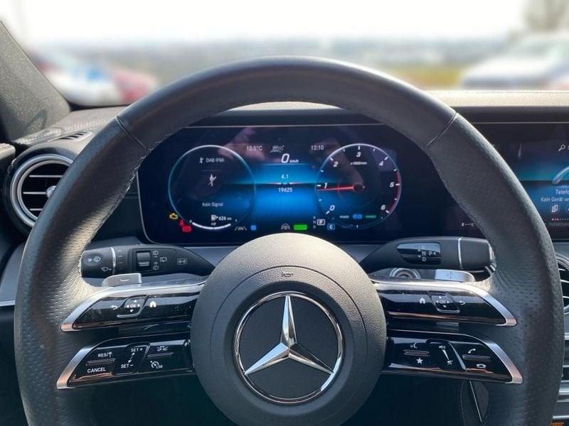 Mercedes-Benz Classe E E 220 d Mild hybrid S.W. AMG Line Night Pack tetto Camera 360°