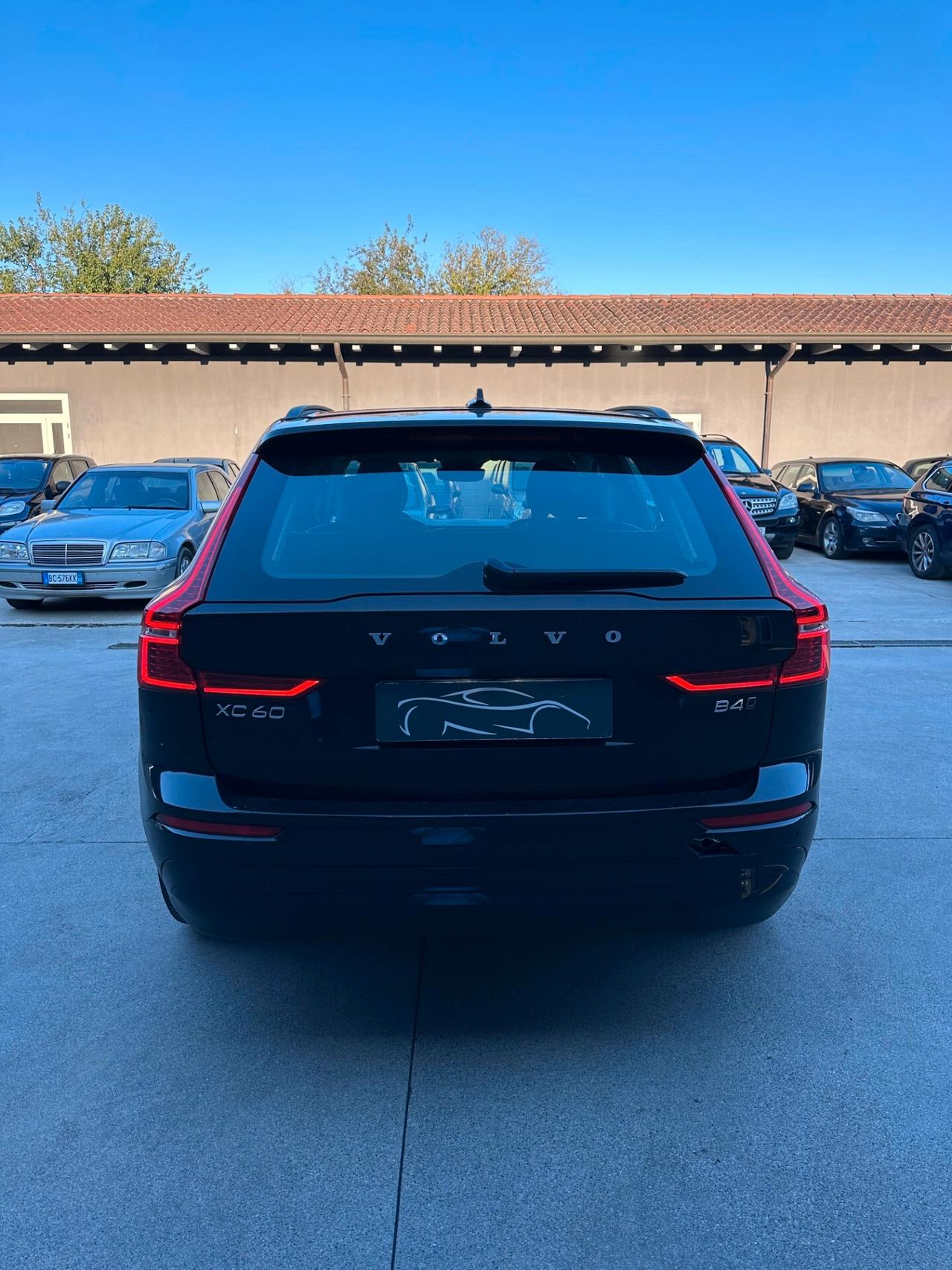 Volvo XC 60 XC60 B4 (d) AWD automatico Core GRANDINATA