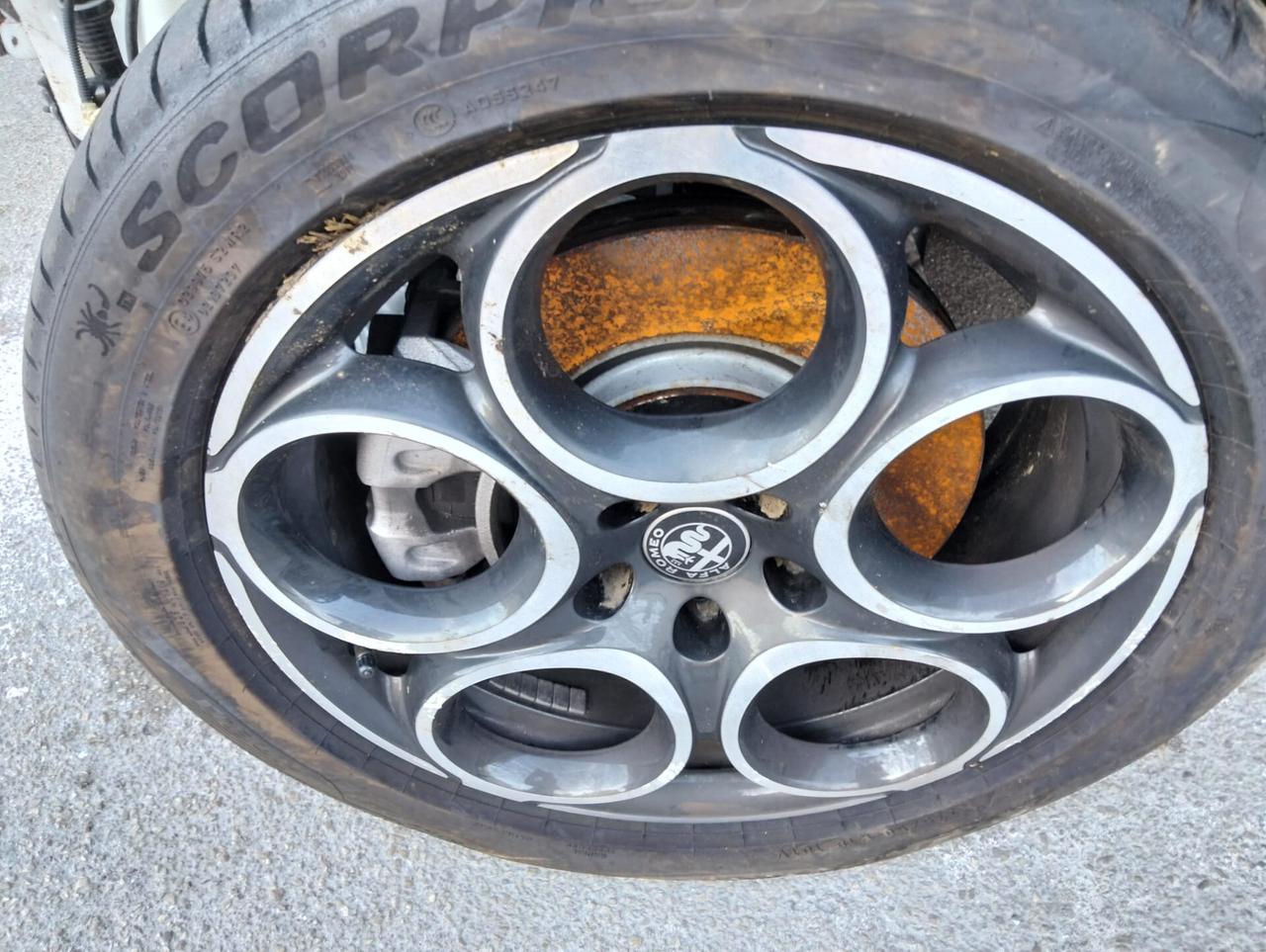 Alfa Romeo Tonale 1.5 160cv MHEV 2025 SINISTRATA