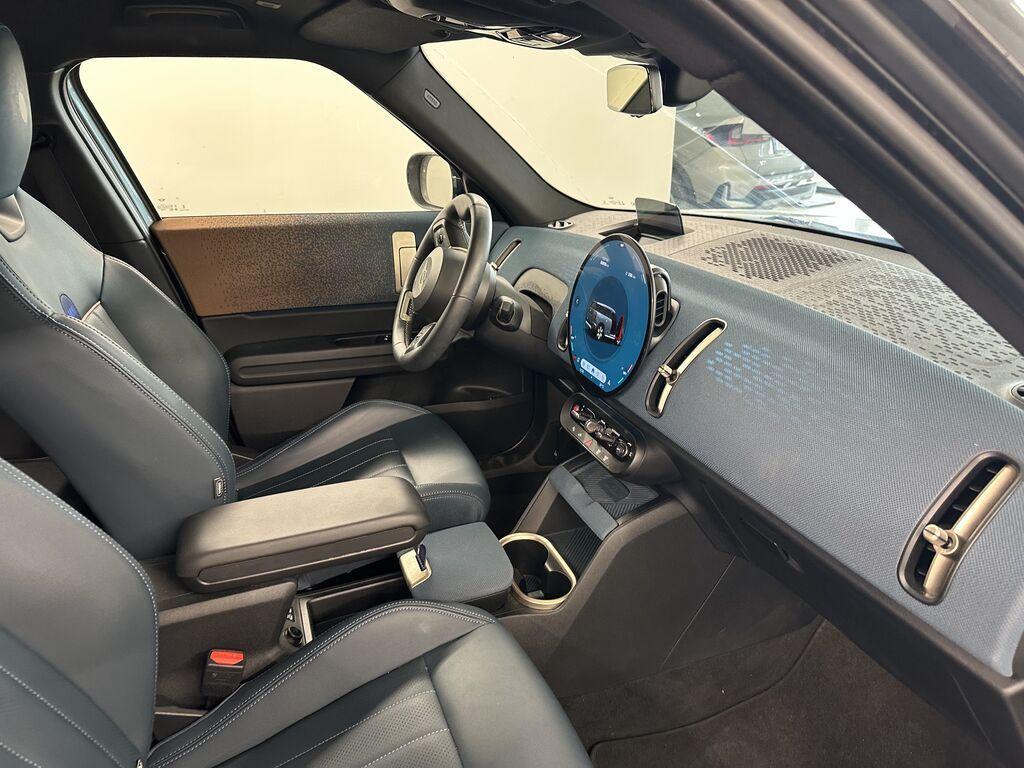 Mini Mini Countryman 2.0 48V D Favoured Steptronic