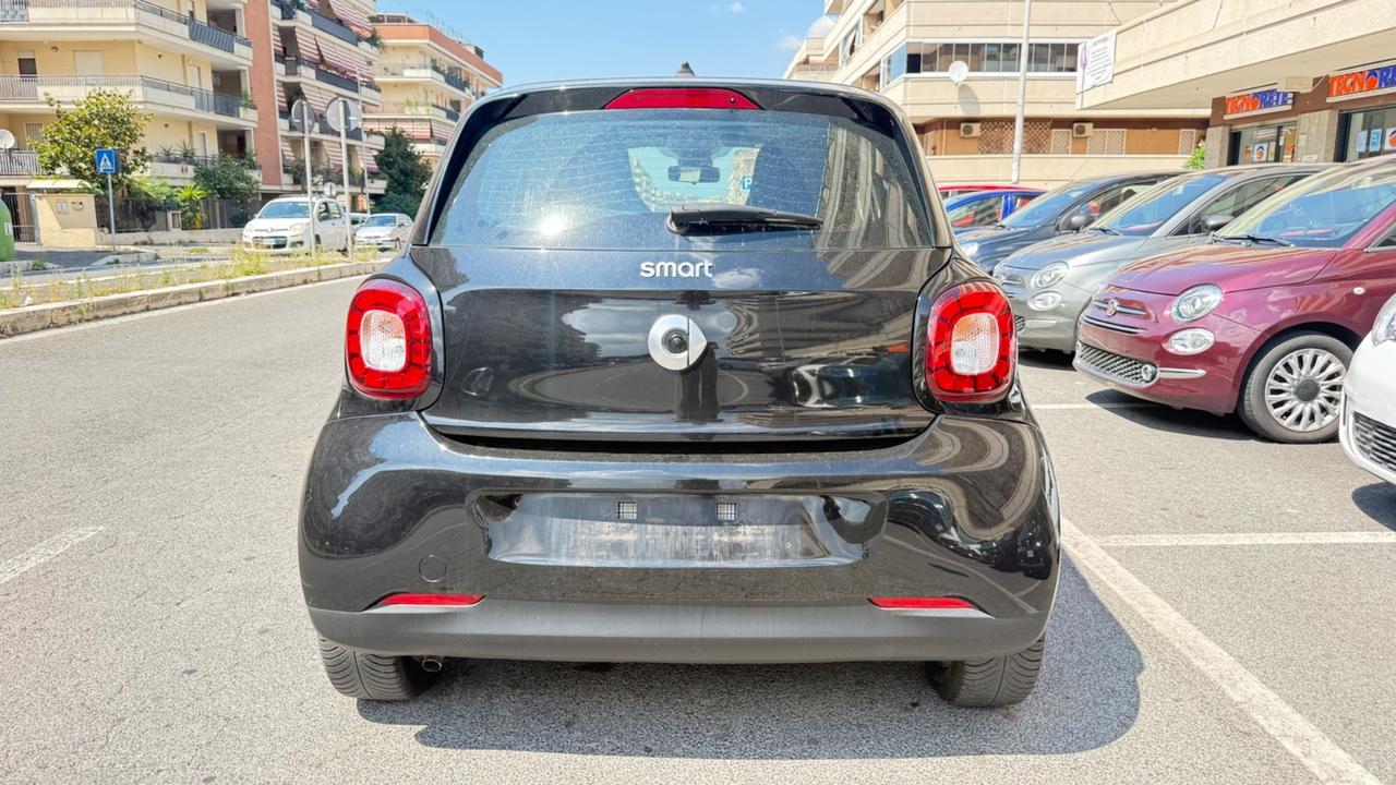 Smart ForFour 90 0.9 Turbo Prime LED NAVI KAMERA PANORAMA PDC BLUETOOTH BRACCIOLO