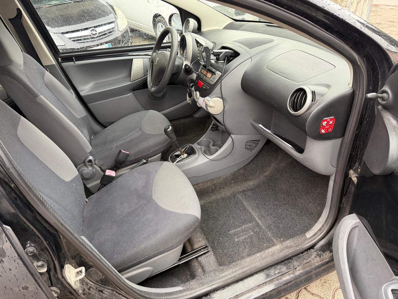 Peugeot 107 1.0 68CV 5p. Plaisir