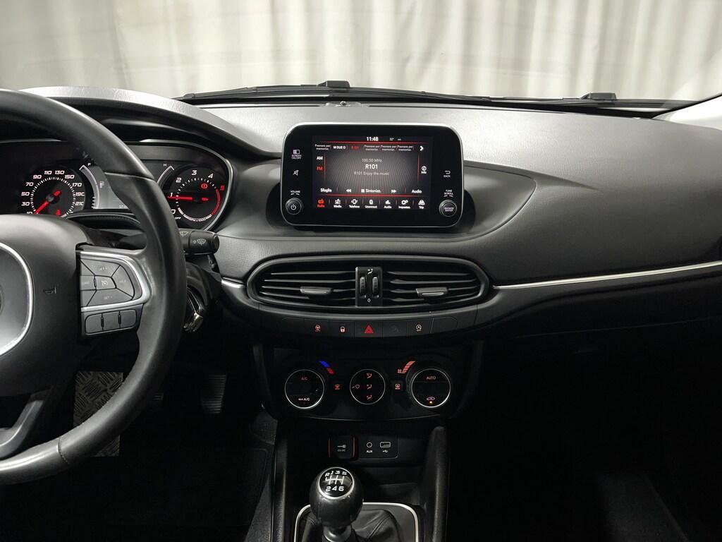 Fiat Tipo 5p 1.6 mjt Lounge s&s 120cv