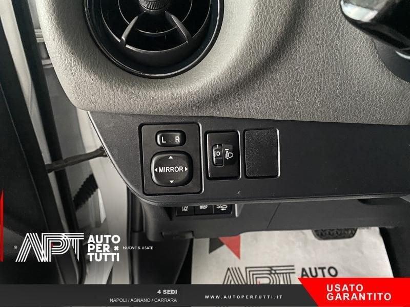 Toyota Yaris Yaris 5p 1.5 hybrid Cool my18