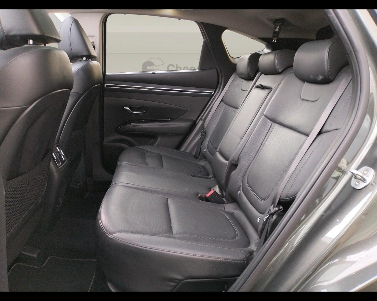 HYUNDAI Tucson 3ª serie Tucson 1.6 HEV aut. Ex...