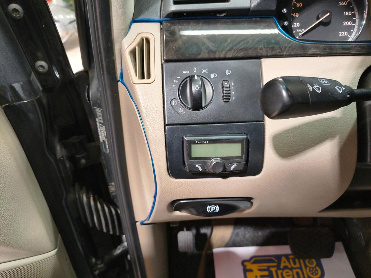 Mercedes-benz Viano 3.0 CDI komby long bi color