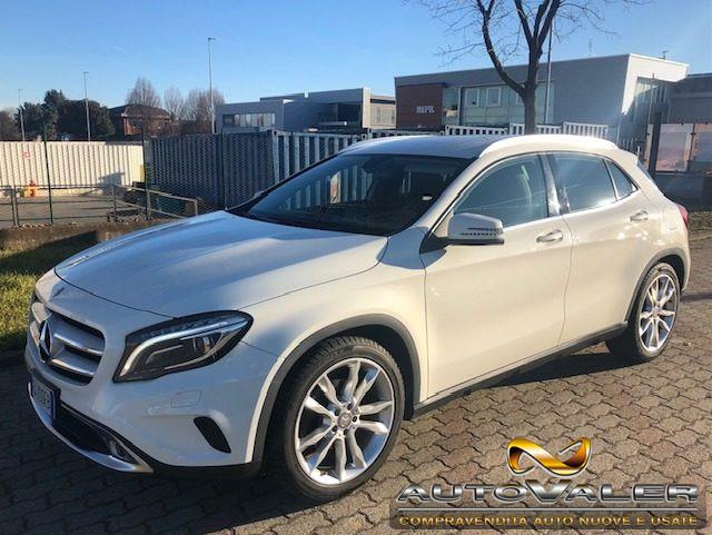 MERCEDES-BENZ GLA 200 D Premium,Navi, LED,Pelle