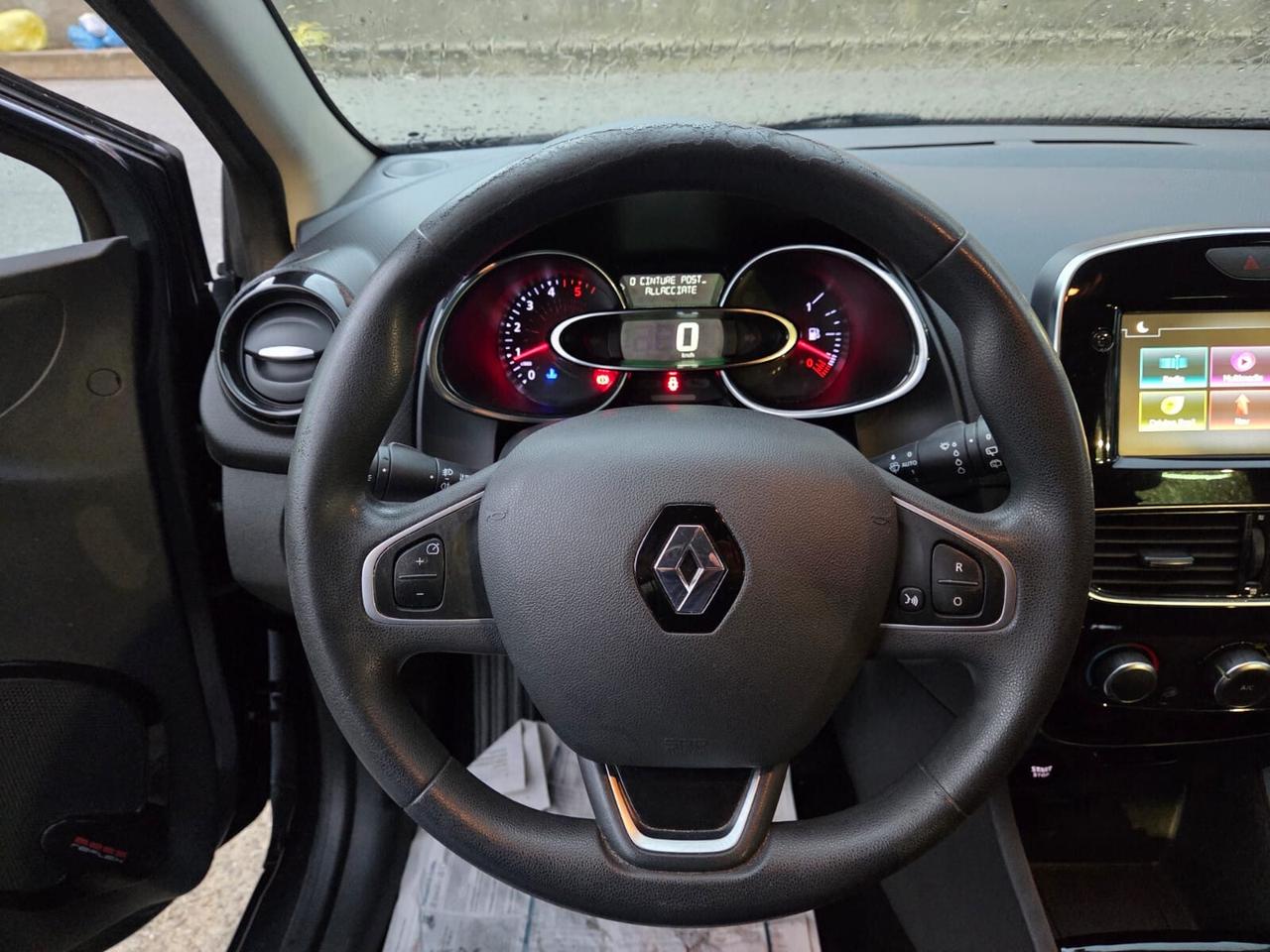 Renault Clio dCi 8V 75 CV 5 porte Moschino