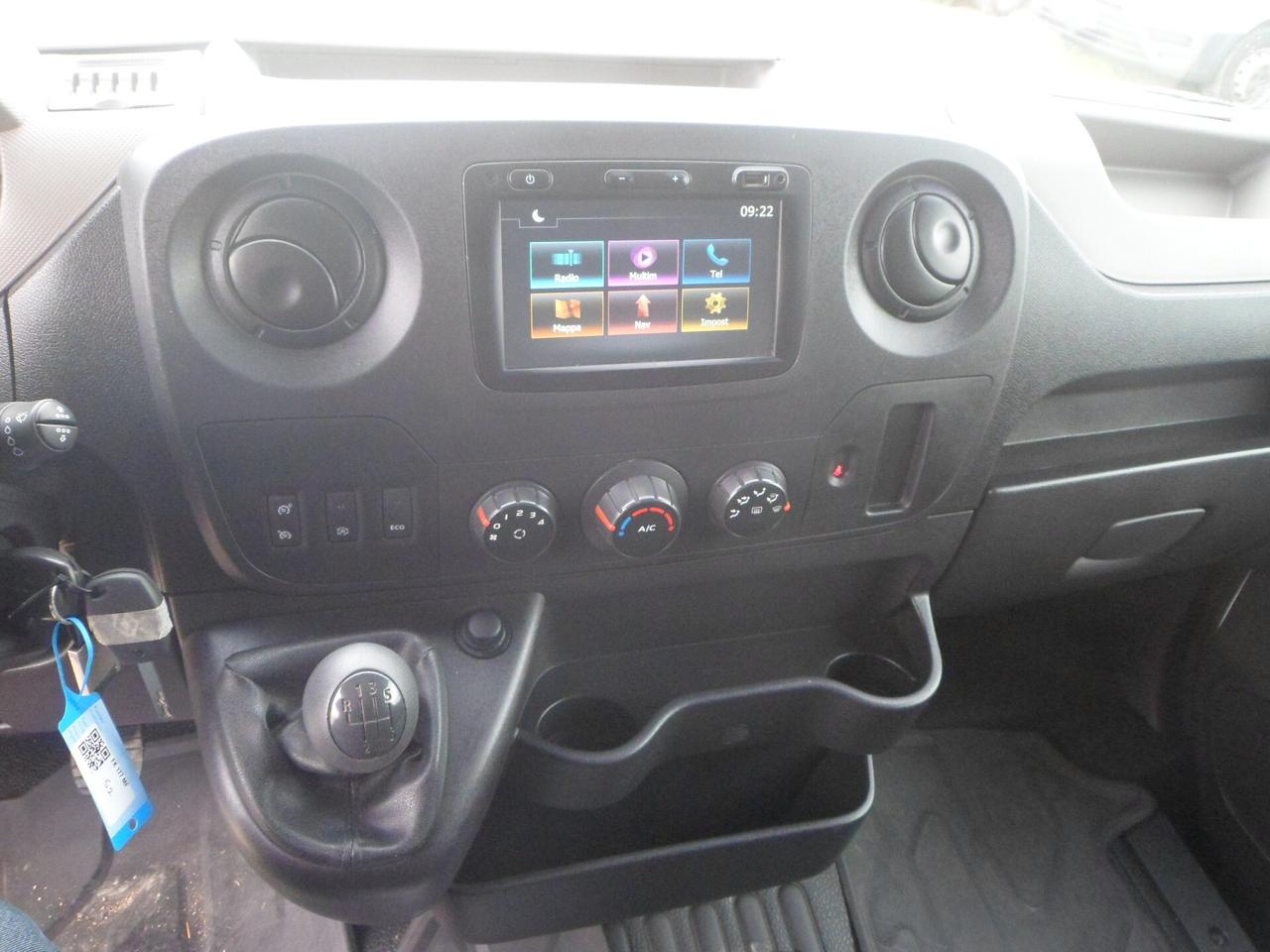 Renault Master furgone lungo