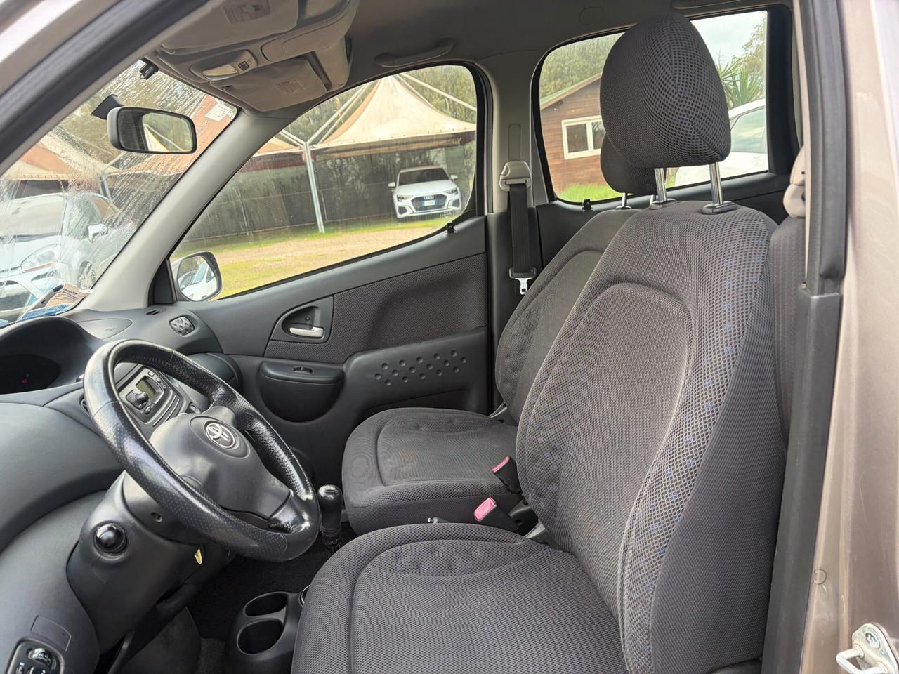 TOYOTA YARIS VERSO 1.3 ANNO 2005 UNICOPROPRIETARIO